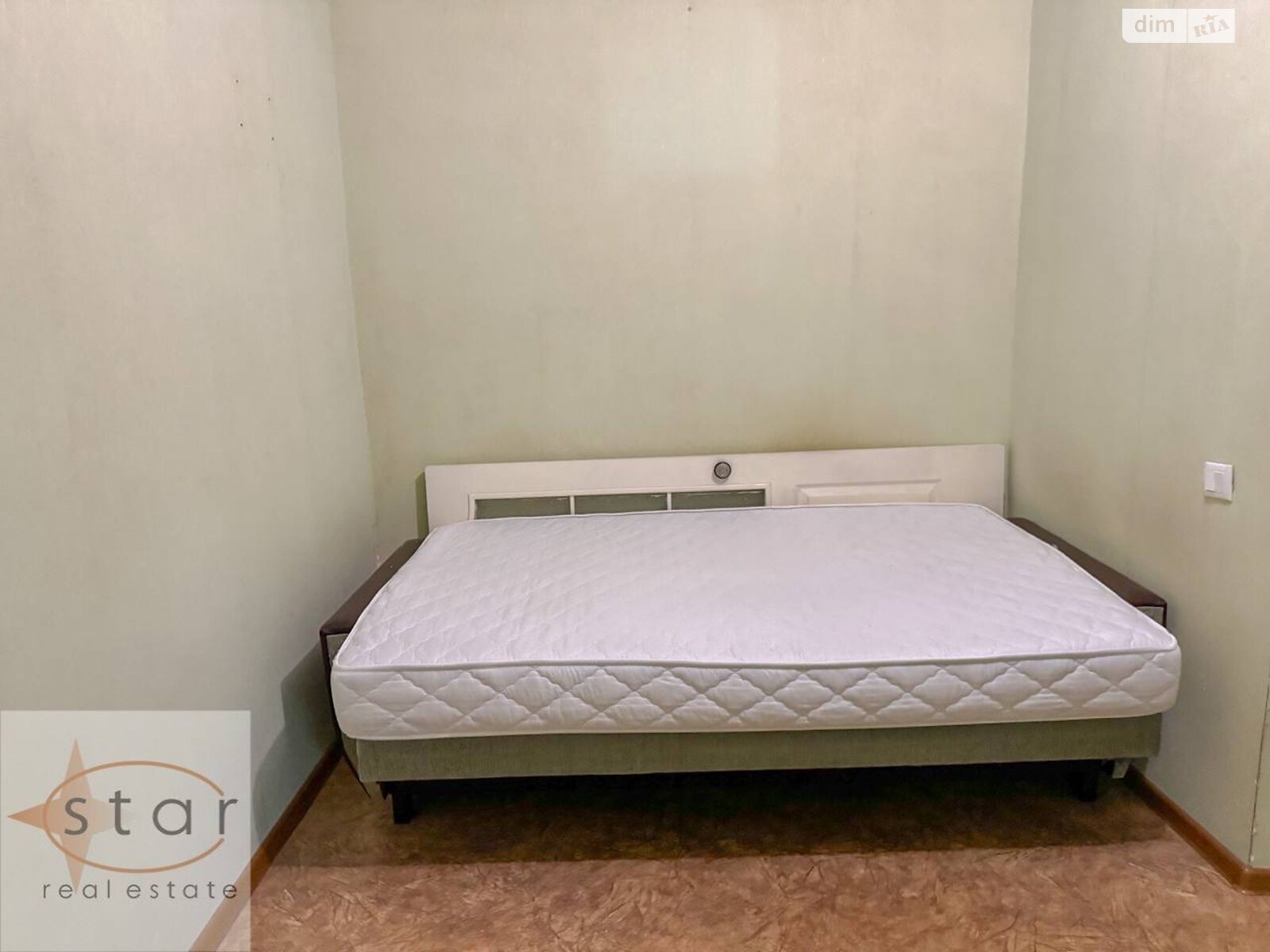 Продаж однокімнатної квартири в Чернігові, на вул. Самоквасова Дмитра 15, район Шерстянка фото 1 Продаж однокімнатної квартири в Чернігові, на вул. Самоквасова Дмитра 15, район Шерстянка фото 1