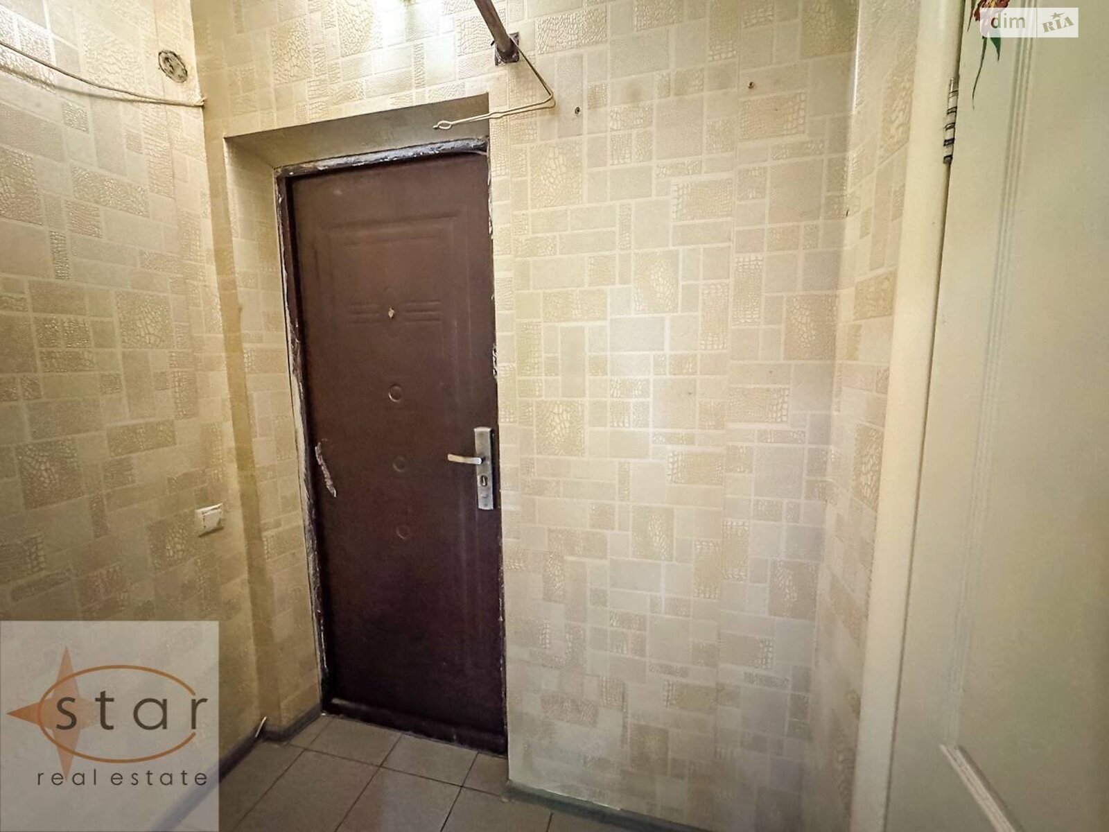 Продаж однокімнатної квартири в Чернігові, на вул. Самоквасова Дмитра 15, район Шерстянка фото 1 Продаж однокімнатної квартири в Чернігові, на вул. Самоквасова Дмитра 15, район Шерстянка фото 1