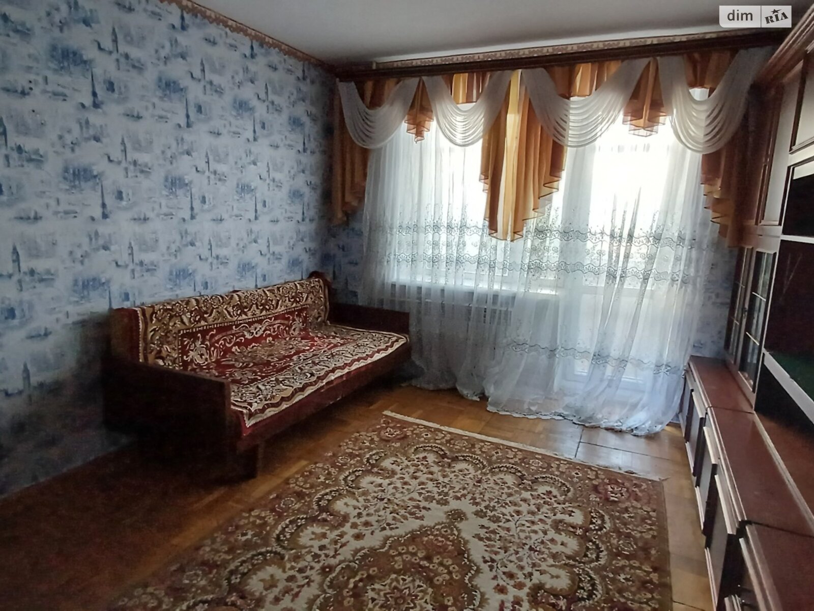 Продажа трехкомнатной квартиры в Чернигове, на ул. Богуна Ивана 58, район Центр фото 1 Продажа трехкомнатной квартиры в Чернигове, на ул. Богуна Ивана 58, район Центр фото 1