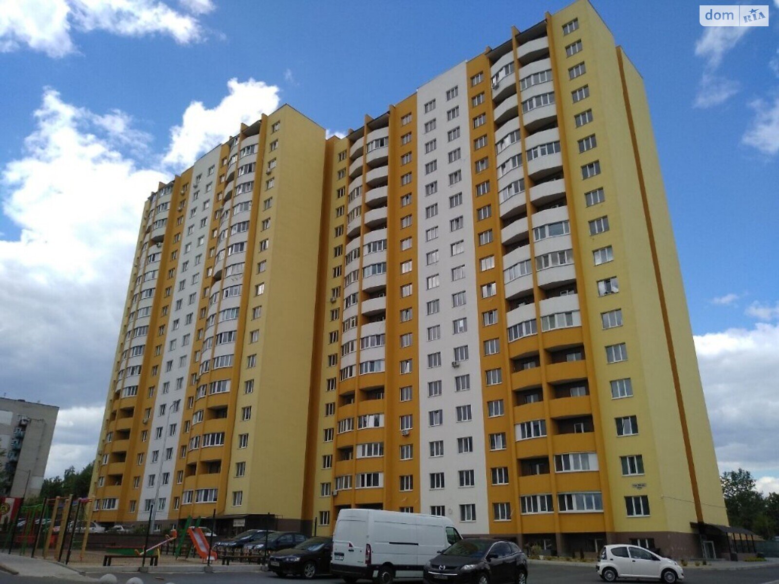 Продажа двухкомнатной квартиры в Чернигове, на просп. Мира 277, район Центр фото 1