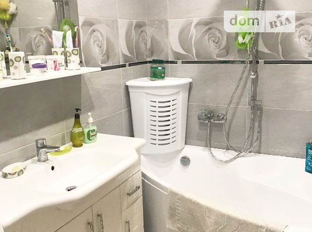 Продажа трехкомнатной квартиры в Чернигове, на ул. Мстиславская район Центр фото 1 Продажа трехкомнатной квартиры в Чернигове, на ул. Мстиславская район Центр фото 1