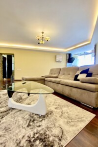 Продажа двухкомнатной квартиры в Чернигове, на просп. Победы 20, район Центр фото 2 Продажа двухкомнатной квартиры в Чернигове, на просп. Победы 20, район Центр фото 2