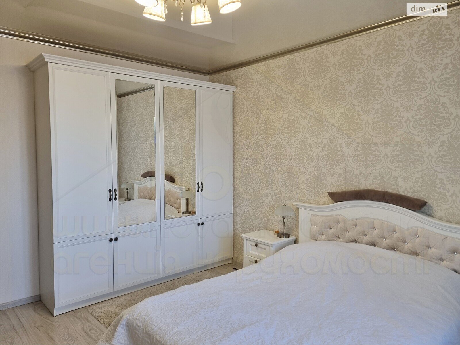 Продажа двухкомнатной квартиры в Чернигове, на просп. Победы, район Центр фото 1 Продажа двухкомнатной квартиры в Чернигове, на просп. Победы, район Центр фото 1