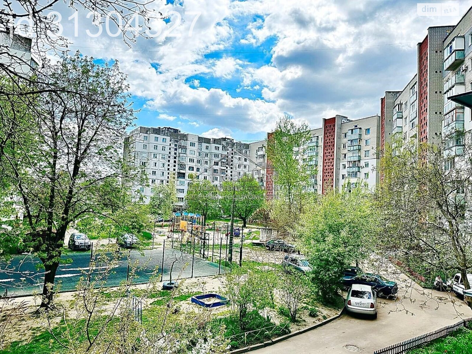 Продажа трехкомнатной квартиры в Чернигове, на ул. Пятницкая 49, район Центр фото 1