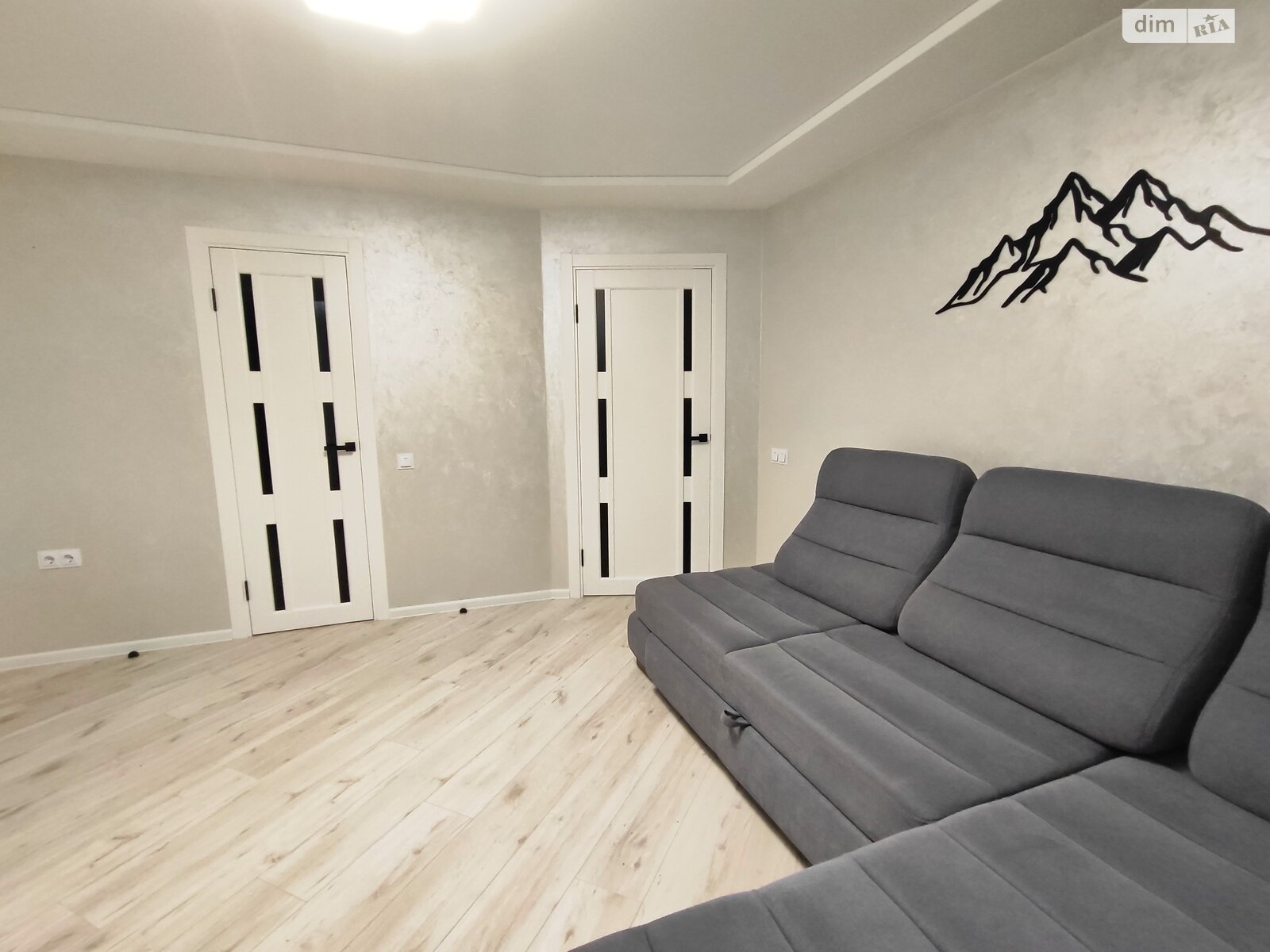 Продаж однокімнатної квартири в Чернігові, на вул. Самострова Ігоря 22, район Центр фото 1