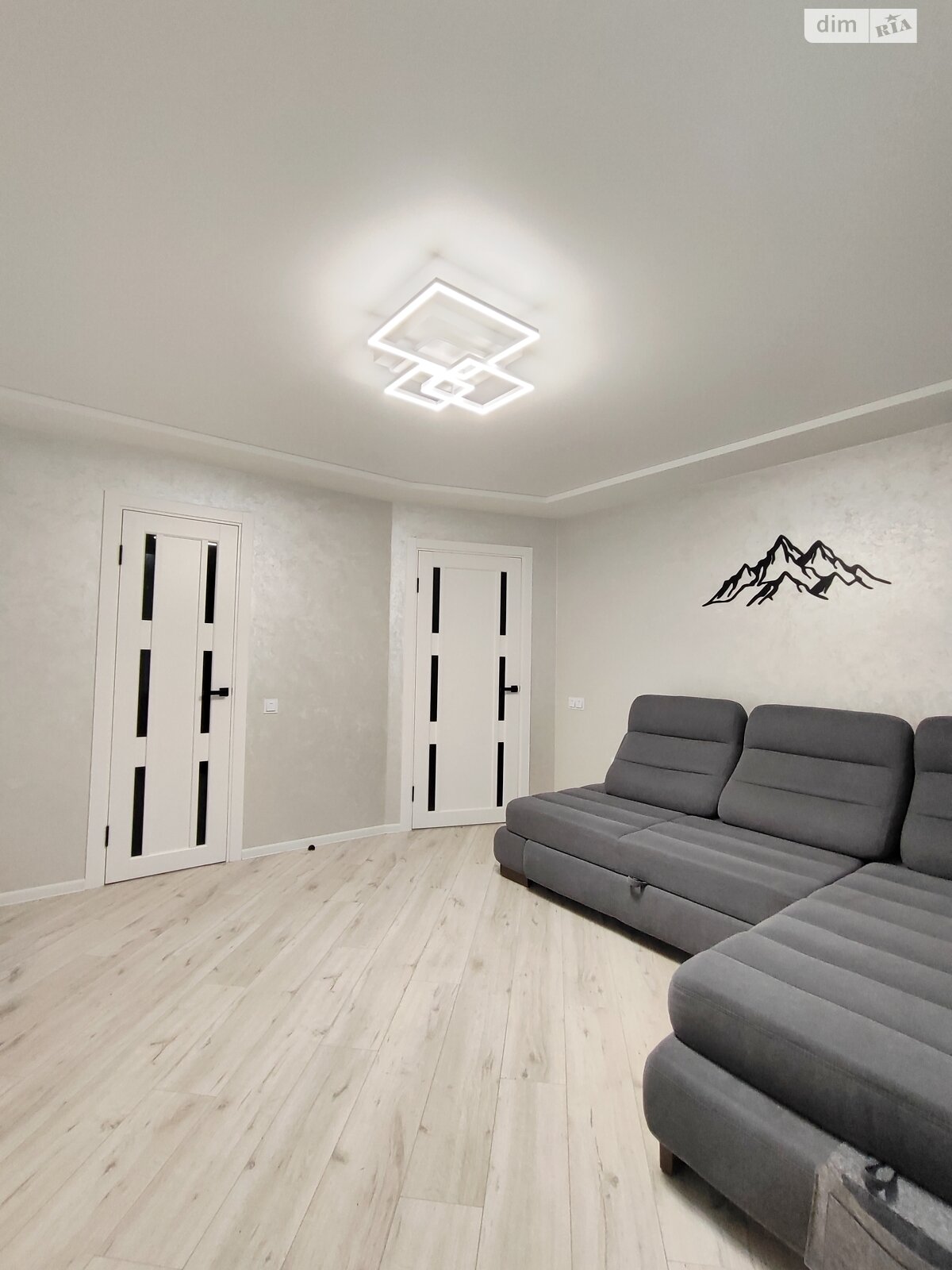 Продаж однокімнатної квартири в Чернігові, на вул. Самострова Ігоря 22, район Центр фото 1 Продаж однокімнатної квартири в Чернігові, на вул. Самострова Ігоря 22, район Центр фото 1