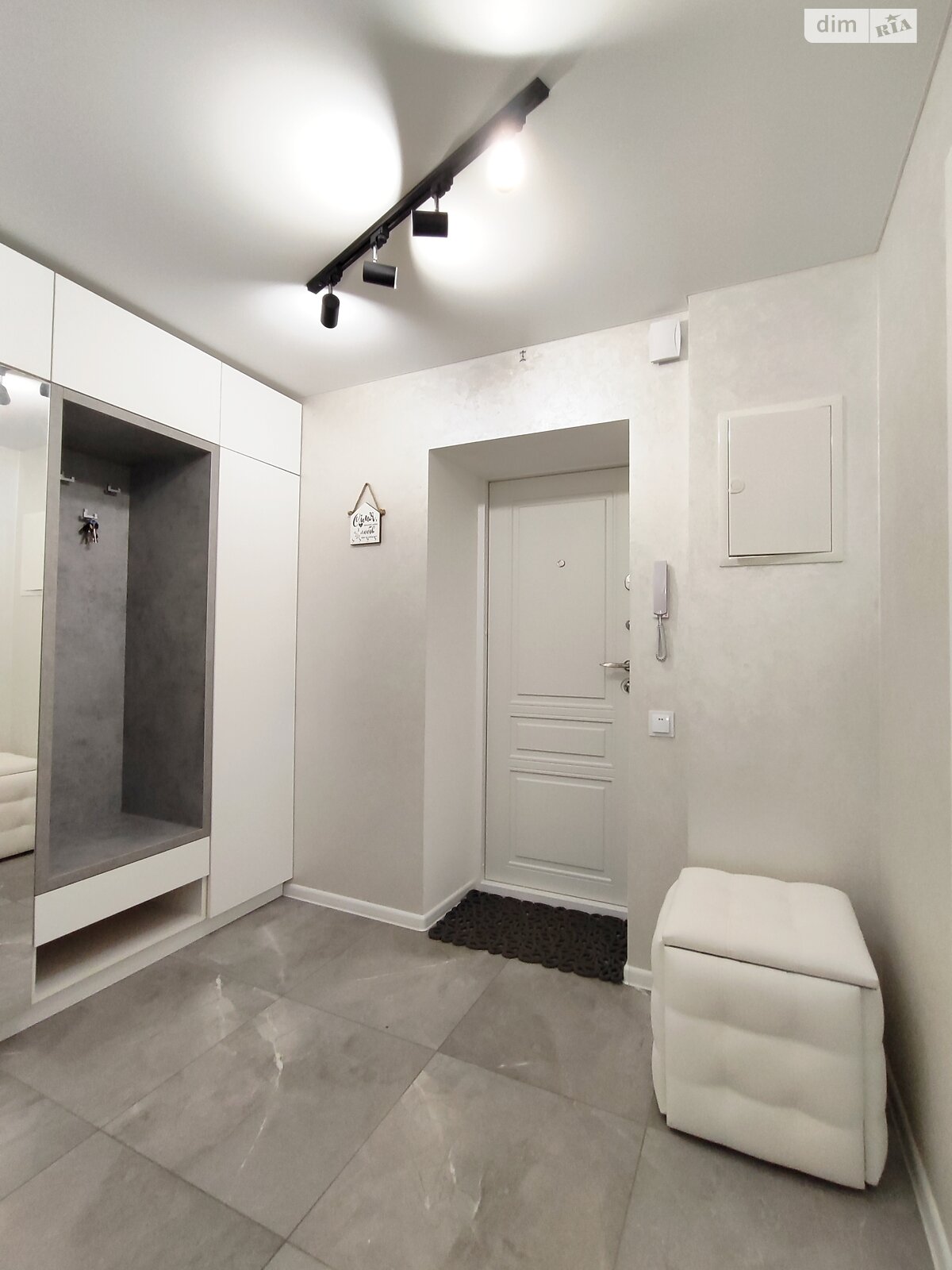 Продаж однокімнатної квартири в Чернігові, на вул. Самострова Ігоря 22, район Центр фото 1 Продаж однокімнатної квартири в Чернігові, на вул. Самострова Ігоря 22, район Центр фото 1