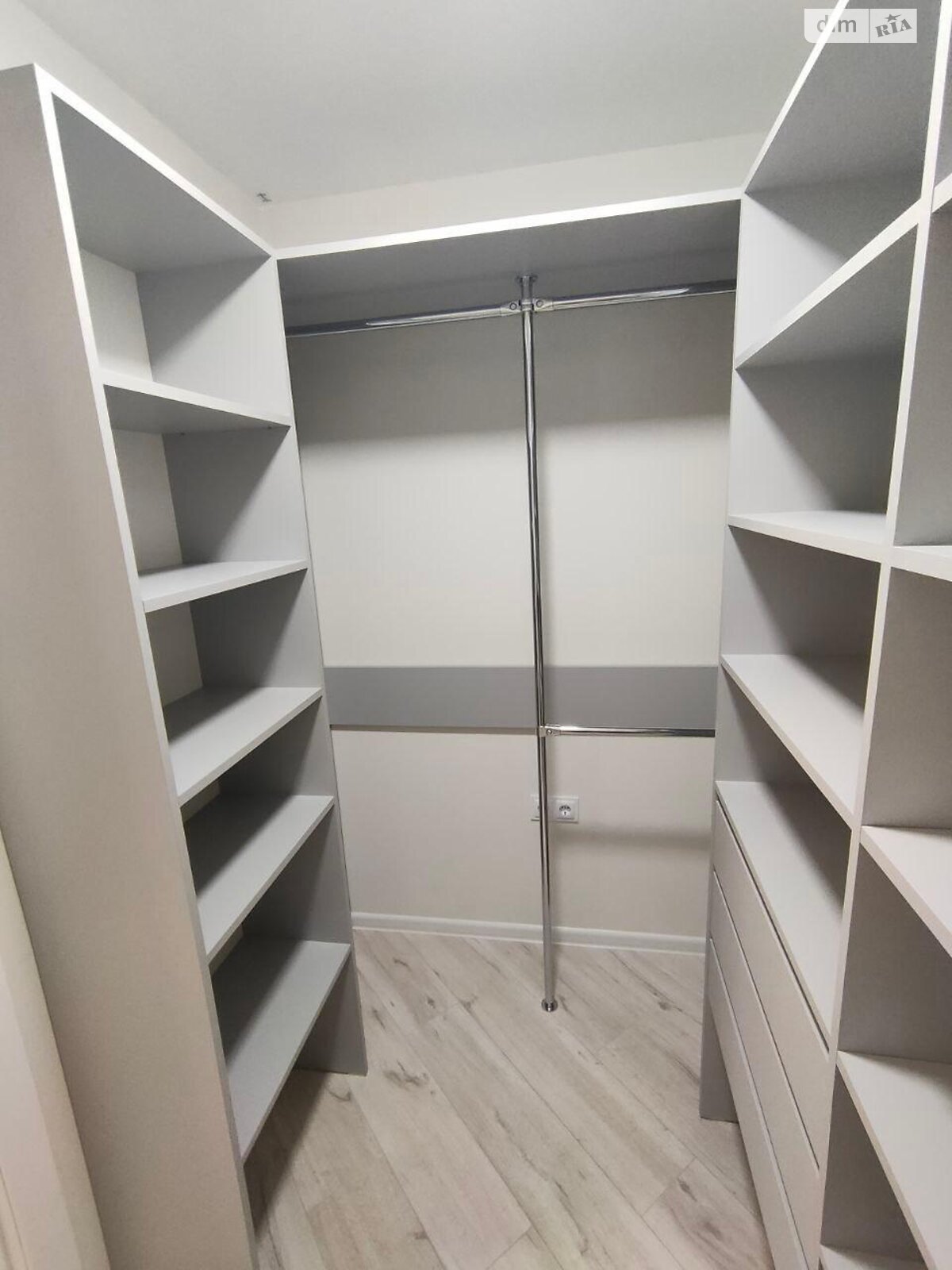 Продаж однокімнатної квартири в Чернігові, на вул. Самострова Ігоря 22, район Центр фото 1 Продаж однокімнатної квартири в Чернігові, на вул. Самострова Ігоря 22, район Центр фото 1