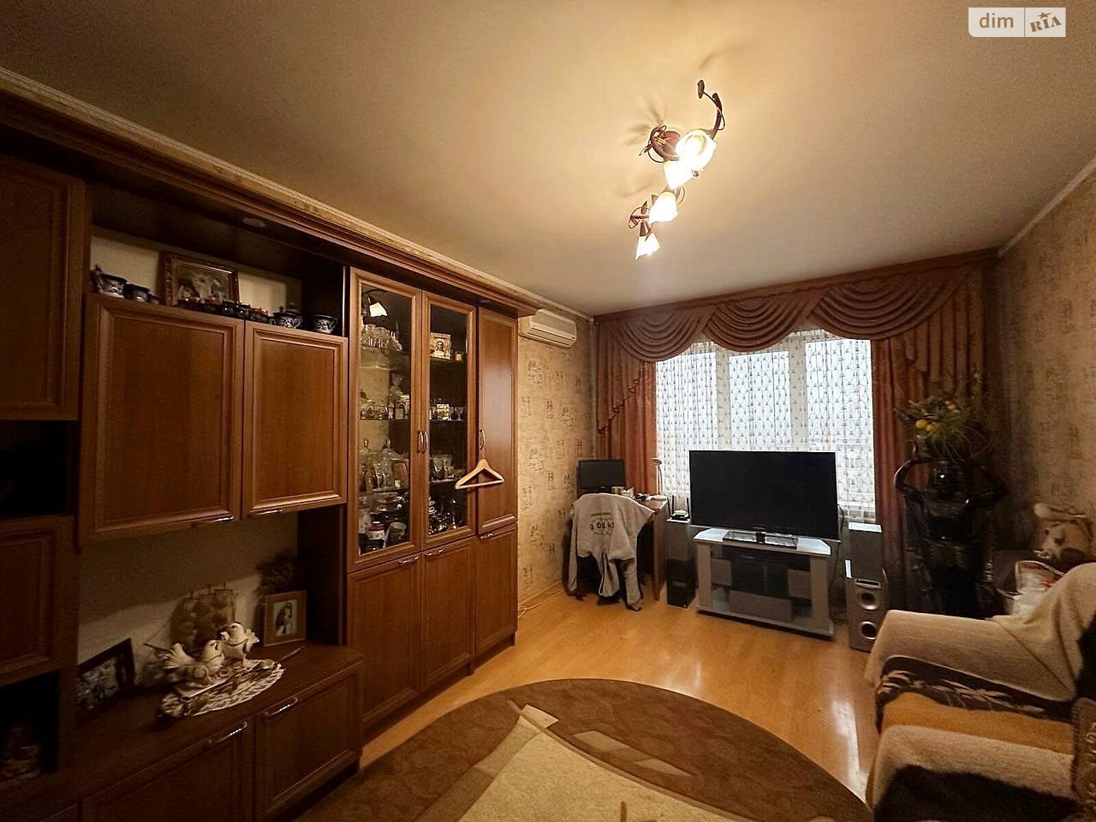 Продаж трикімнатної квартири в Чернігові, на вул. Шевчука 8, кв. 127, район Центр фото 1 Продаж трикімнатної квартири в Чернігові, на вул. Шевчука 8, кв. 127, район Центр фото 1