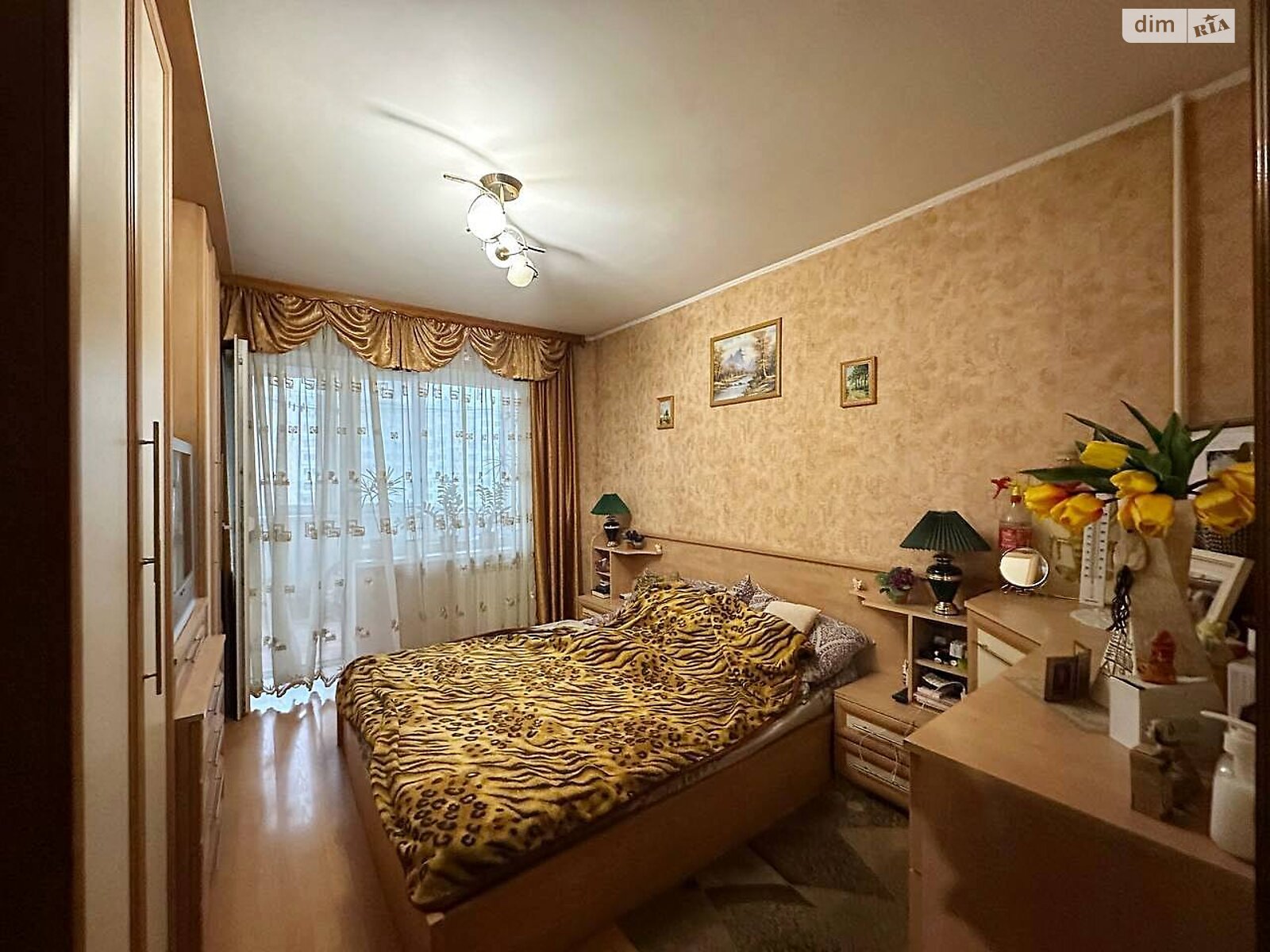 Продаж трикімнатної квартири в Чернігові, на вул. Шевчука 8, кв. 127, район Центр фото 1 Продаж трикімнатної квартири в Чернігові, на вул. Шевчука 8, кв. 127, район Центр фото 1