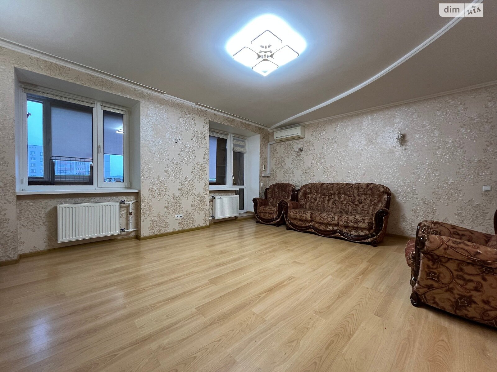 Продажа трехкомнатной квартиры в Чернигове, на ул. Шевчука, район Центр фото 1 Продажа трехкомнатной квартиры в Чернигове, на ул. Шевчука, район Центр фото 1