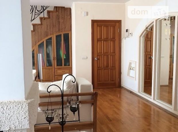 Продажа четырехкомнатной квартиры в Чернигове, на ул. Воровского район Центр фото 1 Продажа четырехкомнатной квартиры в Чернигове, на ул. Воровского район Центр фото 1