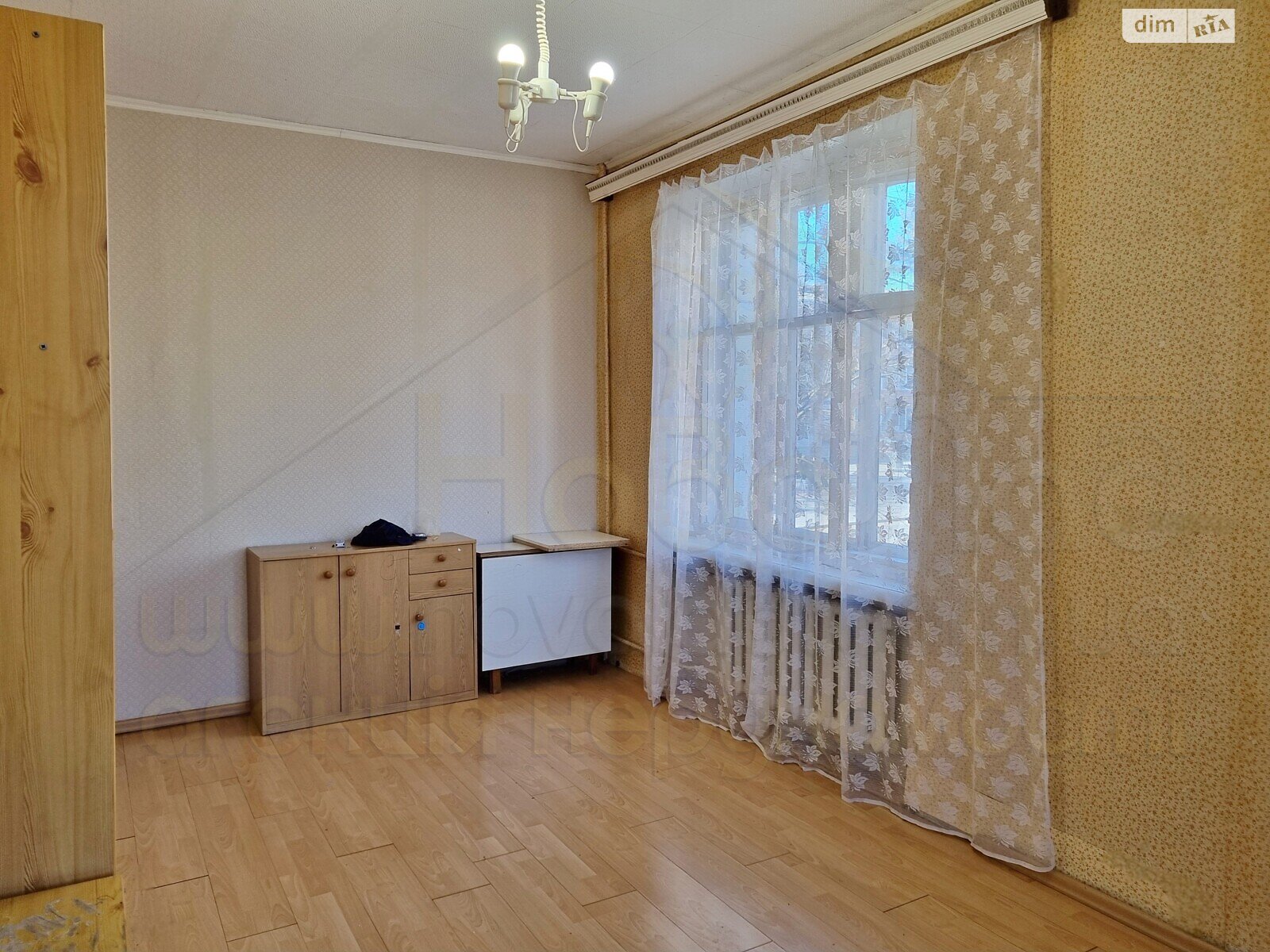 Продажа трехкомнатной квартиры в Чернигове, на ул. Ремесленная, район Центральный Рынок фото 1