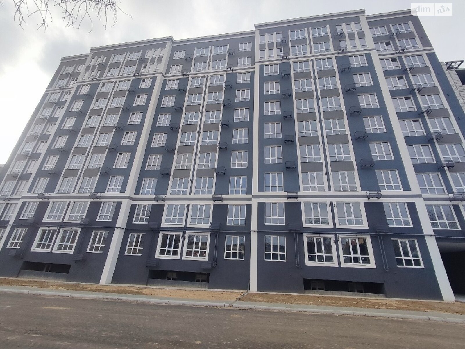 Продажа трехкомнатной квартиры в Чернигове, на ул. Лесная 42, район Яловщина фото 1