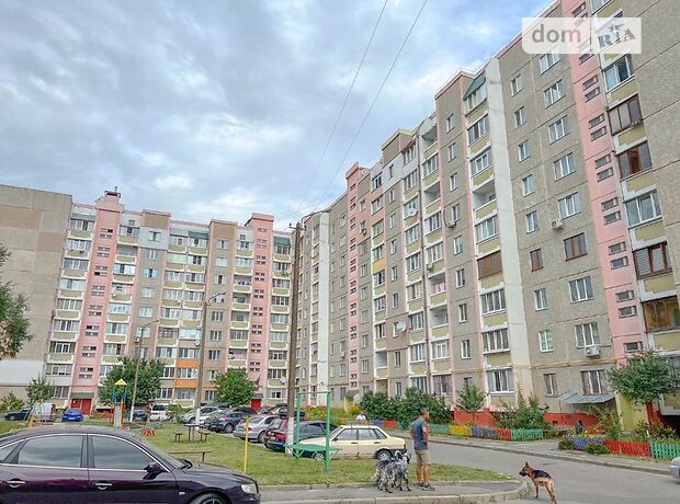Продажа двухкомнатной квартиры в Чернигове, на ул. Курсанта Еськова 4, район Яловщина фото 1 Продажа двухкомнатной квартиры в Чернигове, на ул. Курсанта Еськова 4, район Яловщина фото 1