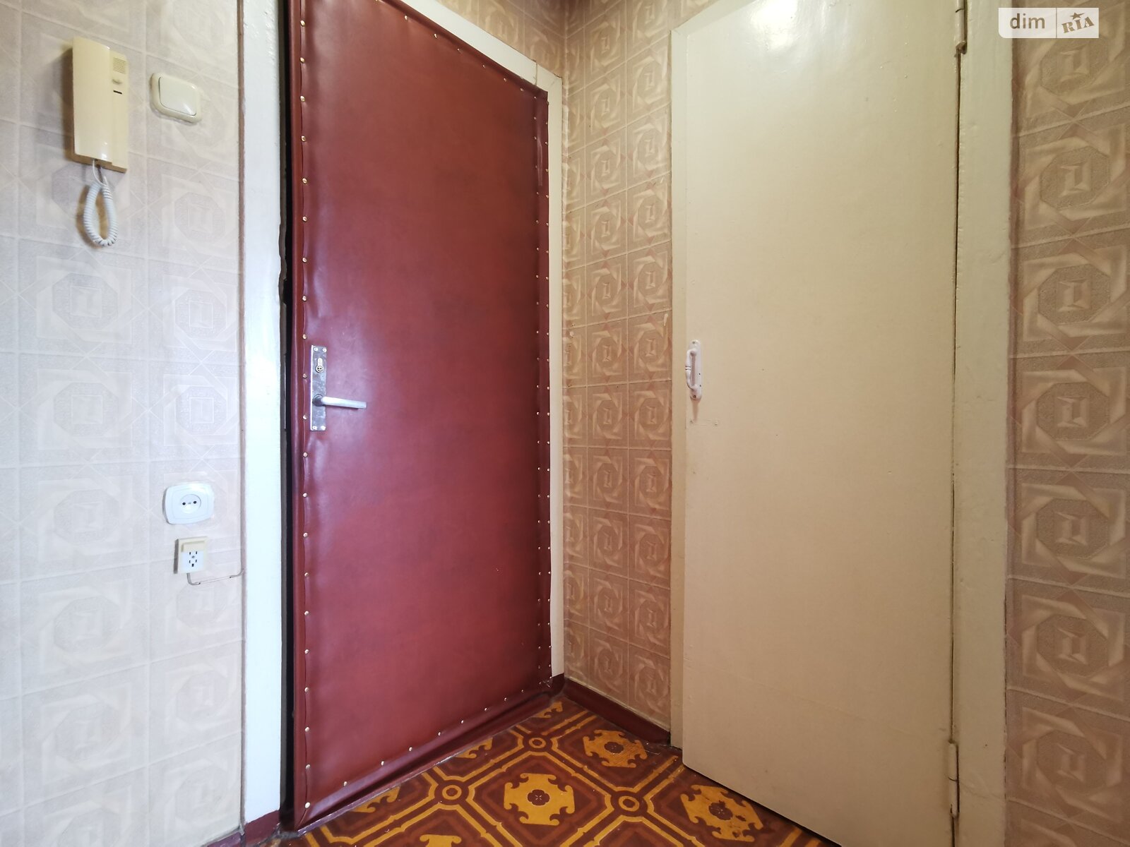 Продажа однокомнатной квартиры в Чернигове, на ул. Любецкая 7, кв. 156, район Землянки фото 1 Продажа однокомнатной квартиры в Чернигове, на ул. Любецкая 7, кв. 156, район Землянки фото 1