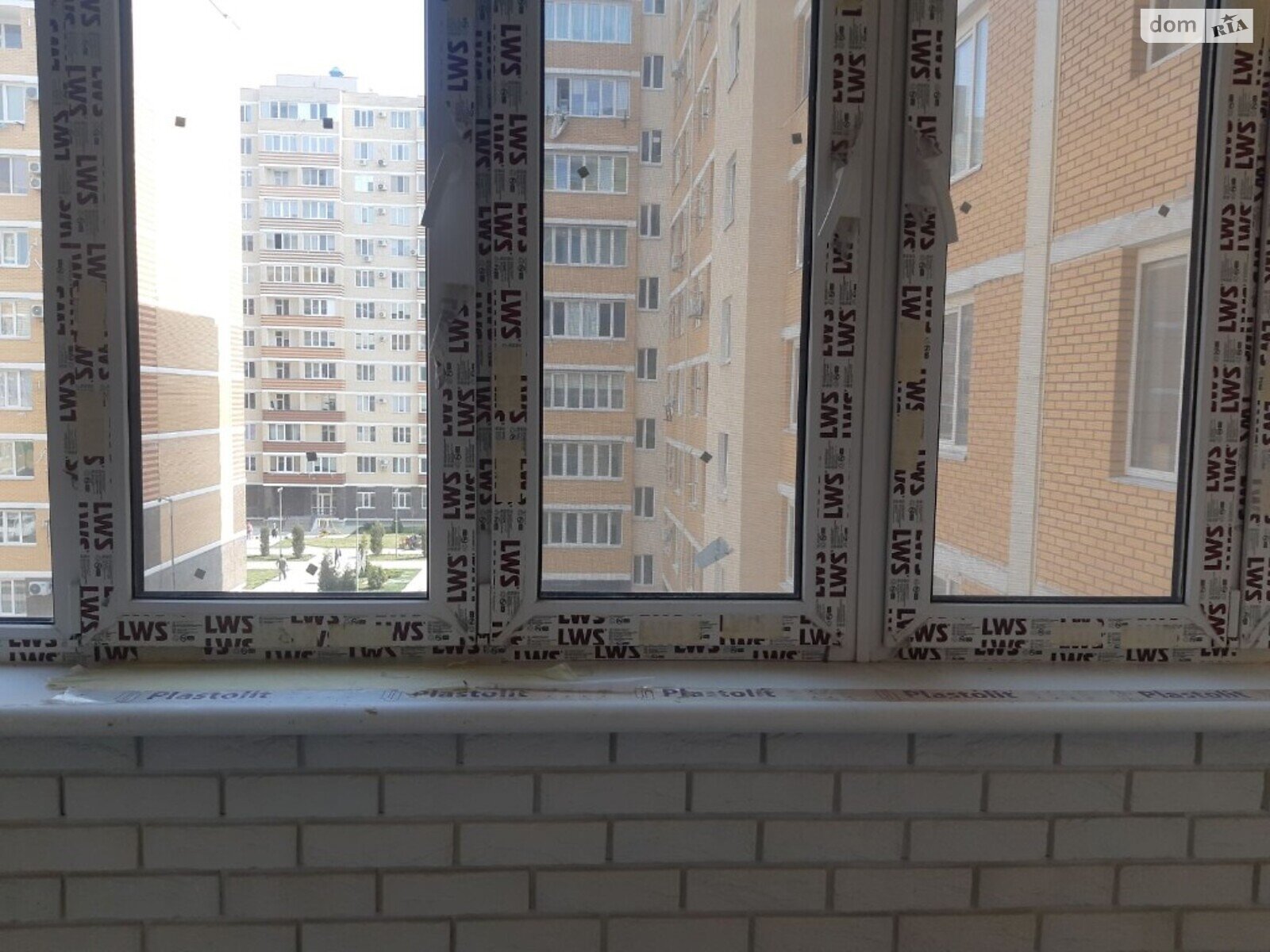 Продажа двухкомнатной квартиры в Черноморске, на ул. 1 Мая 42, район Ильичевск фото 1