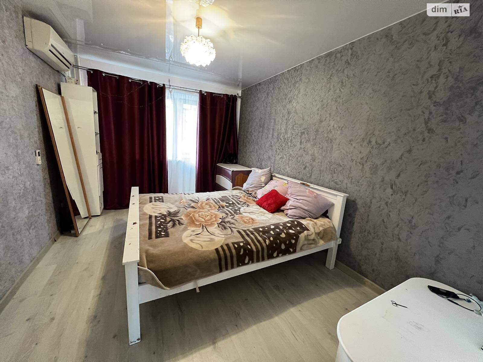Продажа трехкомнатной квартиры в Черноморске, на ул. Александрийская, фото 1