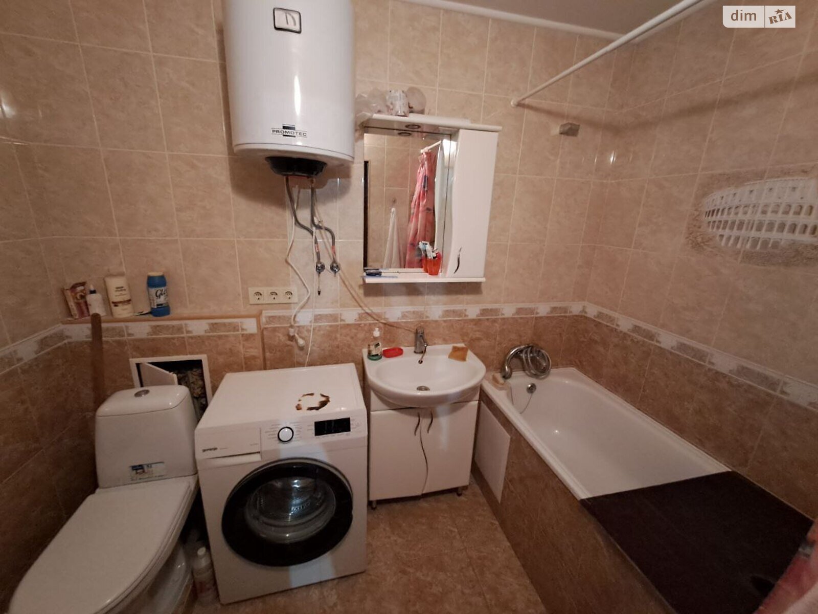 Продаж трикімнатної квартири в Чорноморську, на вул. Олександрійська 18А, фото 1