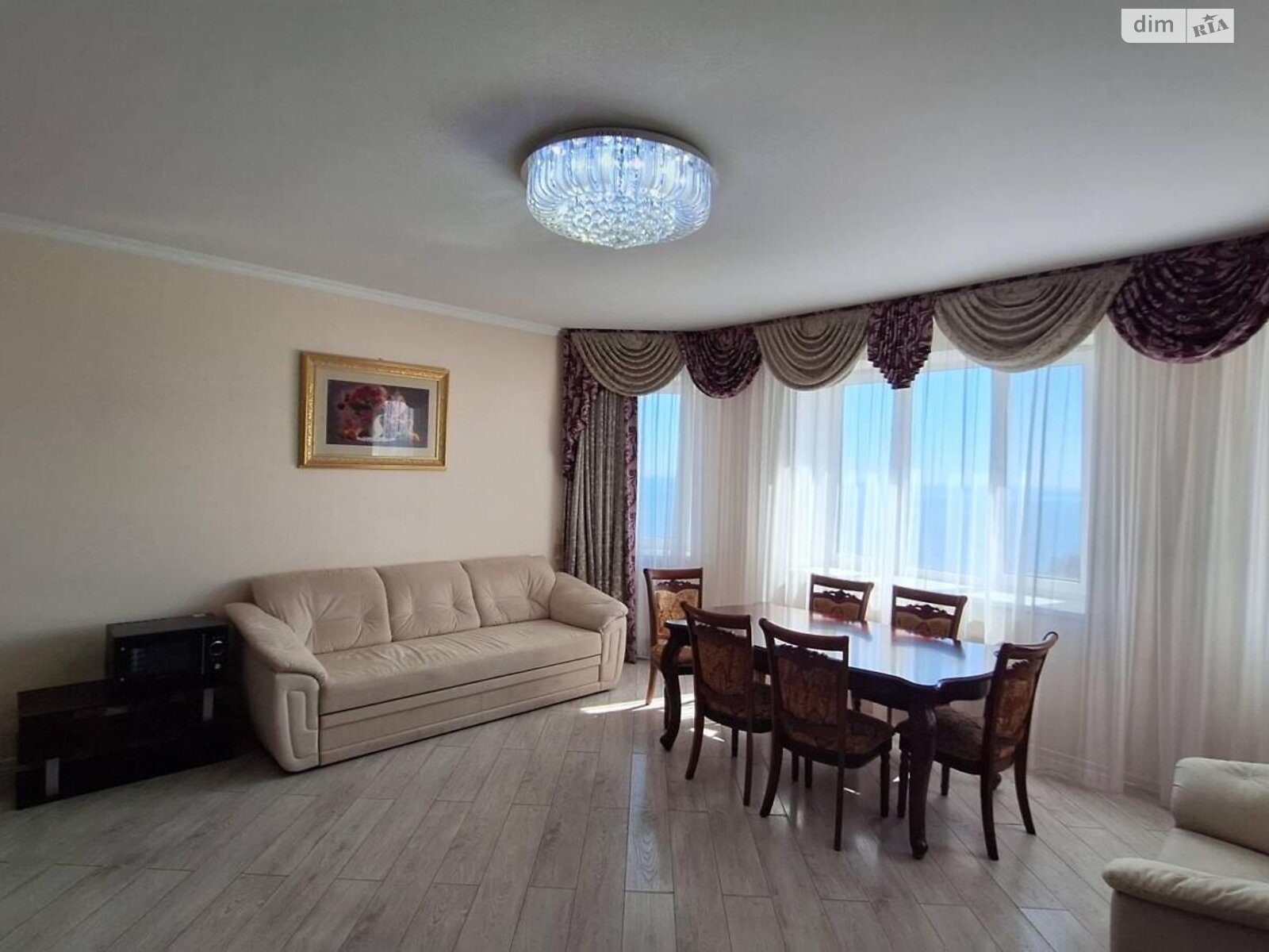 Продаж однокімнатної квартири в Чорноморську, на пров. Хантадзе, фото 1 Продаж однокімнатної квартири в Чорноморську, на пров. Хантадзе, фото 1