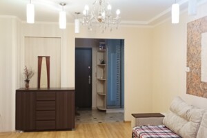 Продажа двухкомнатной квартиры в Черноморске, на ул. 1 Мая, район Ильичевск фото 2
