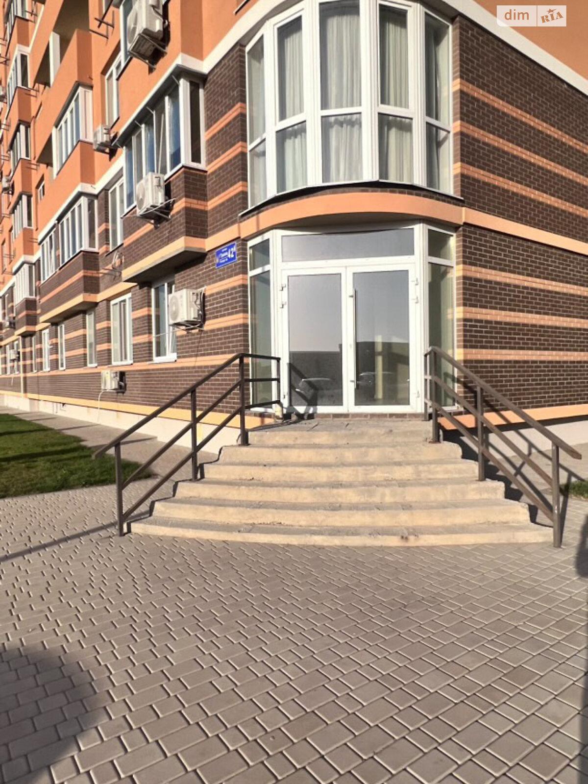 Продажа однокомнатной квартиры в Черноморске, на ул. Защитников Украины, район Ильичевск фото 1 Продажа однокомнатной квартиры в Черноморске, на ул. Защитников Украины, район Ильичевск фото 1