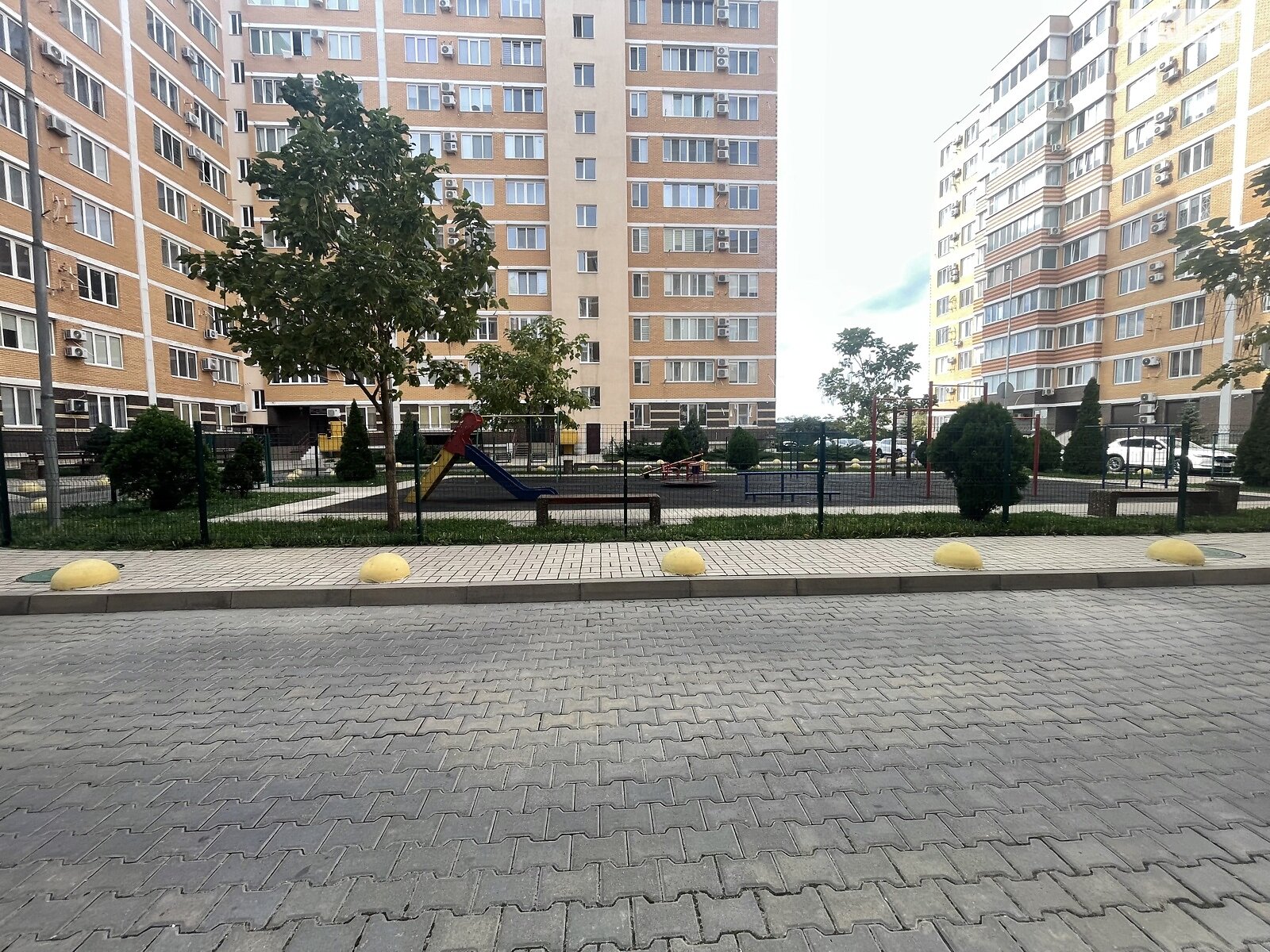 Продажа однокомнатной квартиры в Черноморске, на ул. Защитников Украины, район Ильичевск фото 1 Продажа однокомнатной квартиры в Черноморске, на ул. Защитников Украины, район Ильичевск фото 1