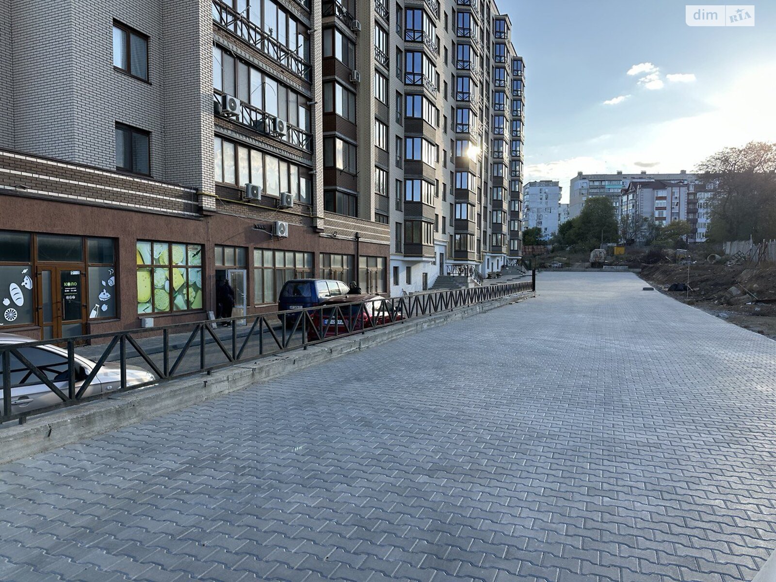Продаж однокімнатної квартири в Чорноморську, на вул. Лазурна 2Б корпус 1, район Іллічівськ фото 1 Продаж однокімнатної квартири в Чорноморську, на вул. Лазурна 2Б корпус 1, район Іллічівськ фото 1