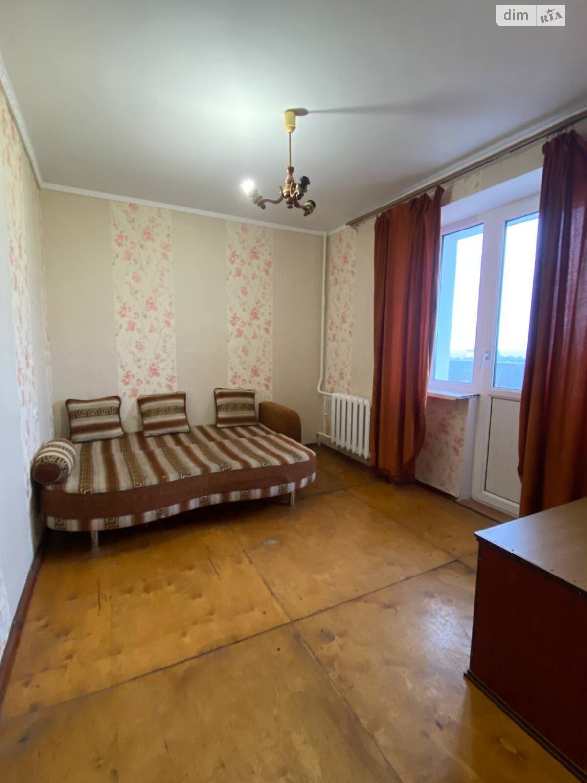 Продаж трикімнатної квартири в Чорноморську, на вул. Данченка, район Іллічівськ фото 1 Продаж трикімнатної квартири в Чорноморську, на вул. Данченка, район Іллічівськ фото 1