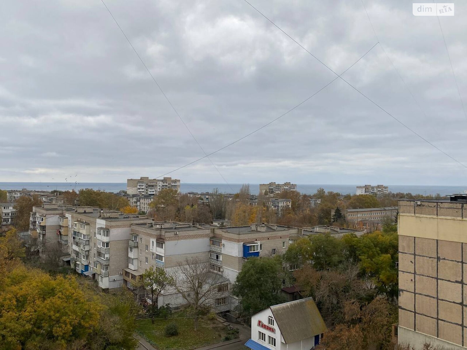 Продаж трикімнатної квартири в Чорноморську, на вул. Данченка, район Іллічівськ фото 1 Продаж трикімнатної квартири в Чорноморську, на вул. Данченка, район Іллічівськ фото 1