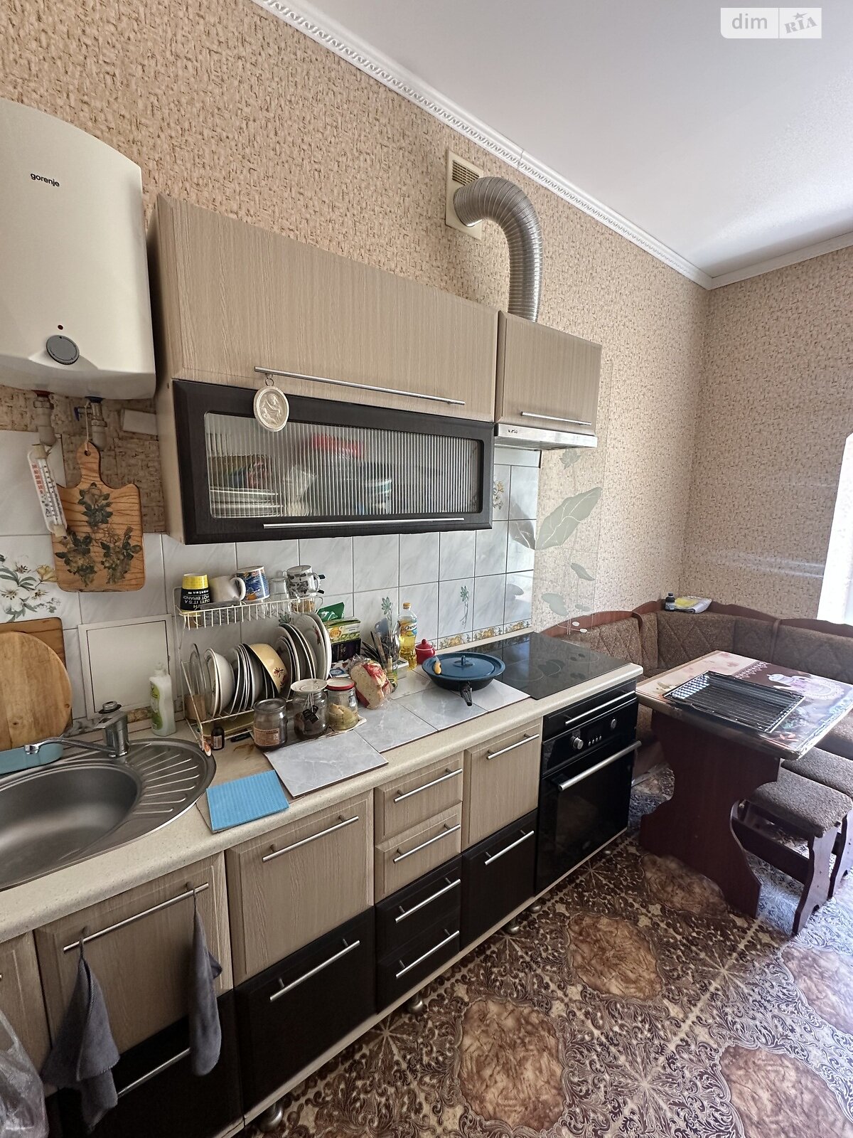 Продаж трикімнатної квартири в Чорноморську, на пров. Хантадзе 4, район Іллічівськ фото 1 Продаж трикімнатної квартири в Чорноморську, на пров. Хантадзе 4, район Іллічівськ фото 1