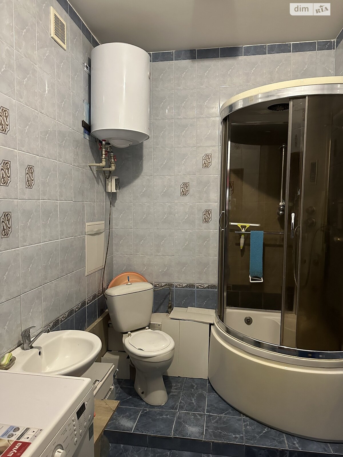 Продаж трикімнатної квартири в Чорноморську, на пров. Хантадзе 4, район Іллічівськ фото 1 Продаж трикімнатної квартири в Чорноморську, на пров. Хантадзе 4, район Іллічівськ фото 1