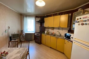 Продаж чотирикімнатної квартири в Чорноморську, на вул. Віталія Шума, район undefined фото 2