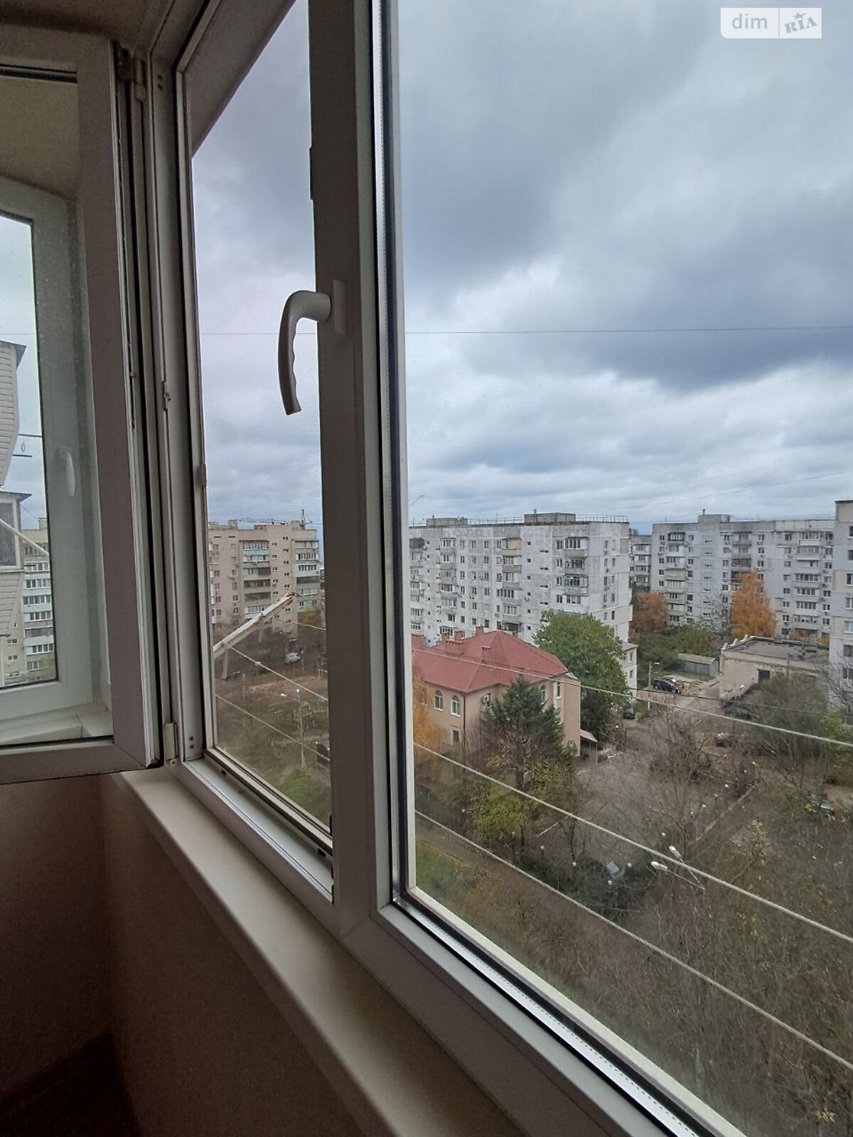 Продажа двухкомнатной квартиры в Черноморске, на ул. Лазурная 1, район Ильичевск фото 1 Продажа двухкомнатной квартиры в Черноморске, на ул. Лазурная 1, район Ильичевск фото 1
