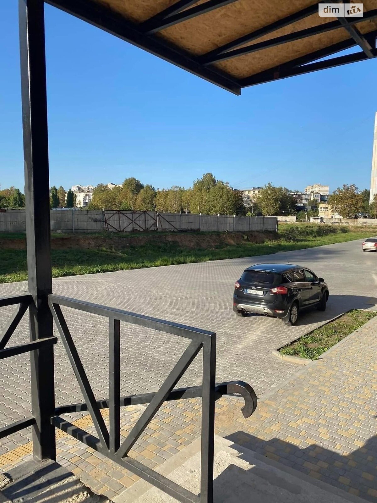 Продажа двухкомнатной квартиры в Черноморске, на ул. Лазурная, район Ильичевск фото 1 Продажа двухкомнатной квартиры в Черноморске, на ул. Лазурная, район Ильичевск фото 1