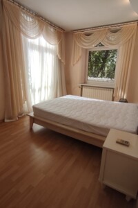 Продаж трикімнатної квартири в Чорноморську, на просп. Миру 6, район Іллічівськ фото 2