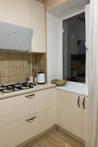 Продажа двухкомнатной квартиры в Черноморске, на просп. Мира, район Ильичевск фото 2