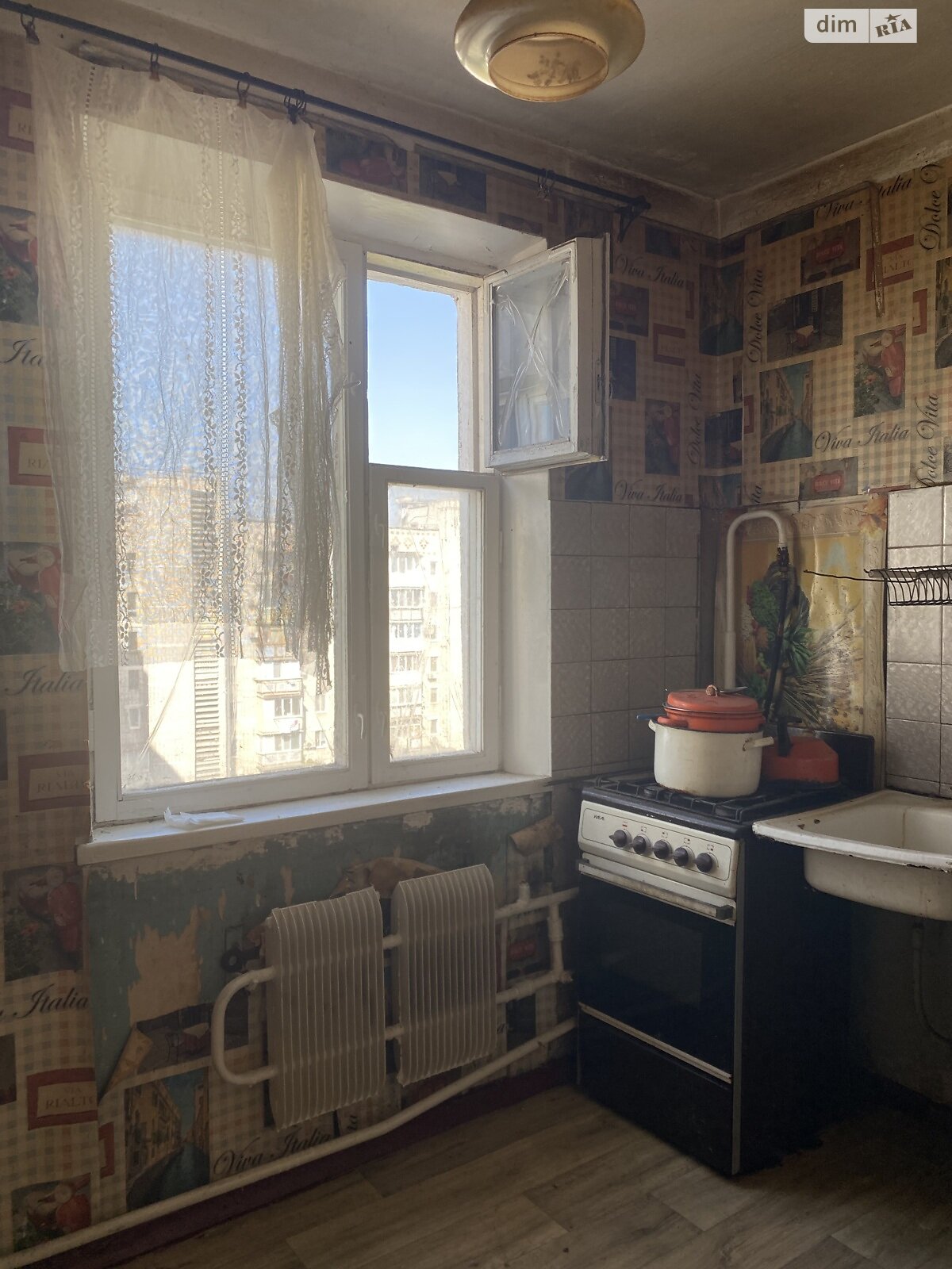 Продаж однокімнатної квартири в Чорноморську, на просп. Миру, район Іллічівськ фото 1 Продаж однокімнатної квартири в Чорноморську, на просп. Миру, район Іллічівськ фото 1