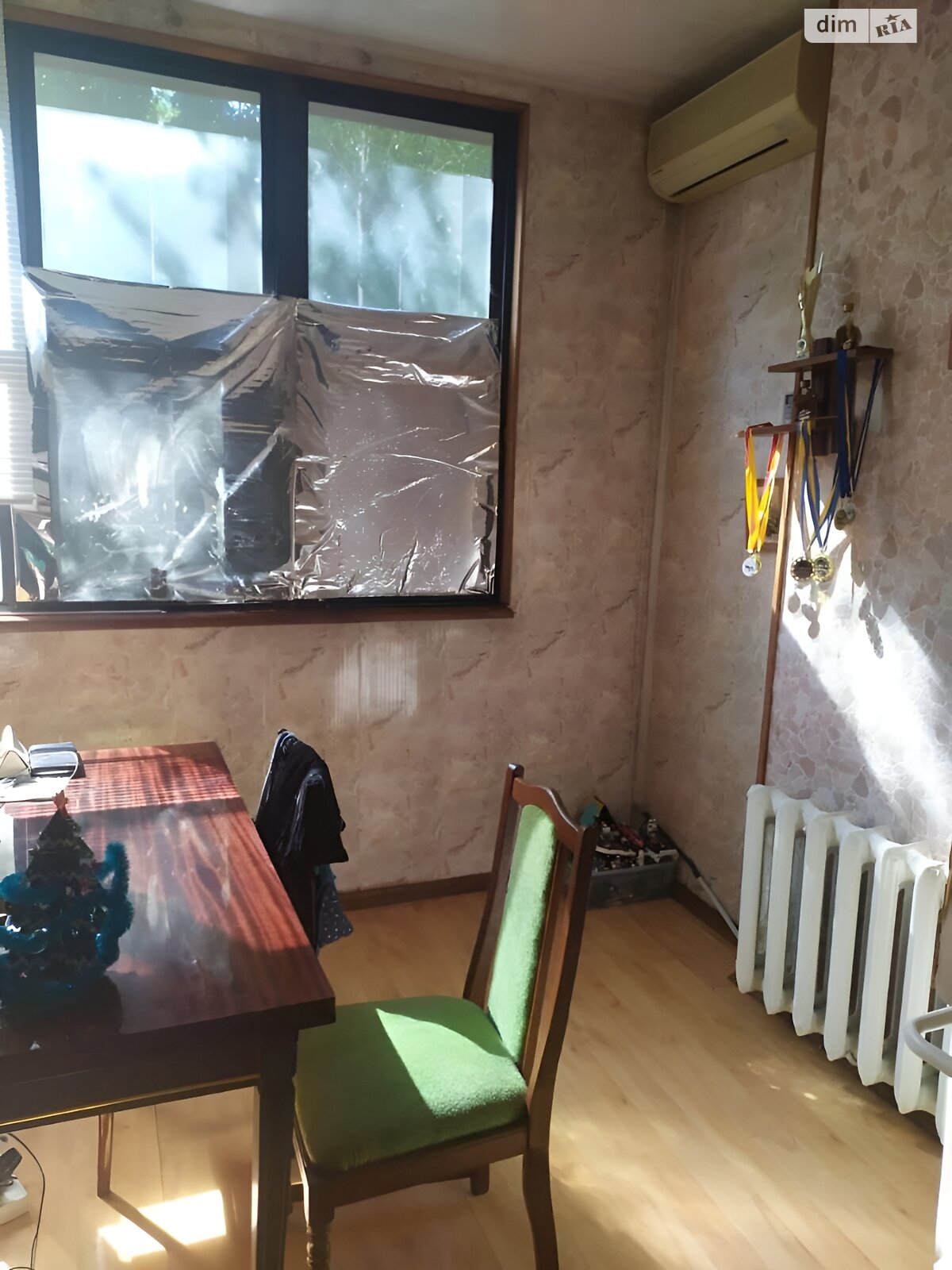 Продаж трикімнатної квартири в Чорноморську, на просп. Миру, район Іллічівськ фото 1 Продаж трикімнатної квартири в Чорноморську, на просп. Миру, район Іллічівськ фото 1