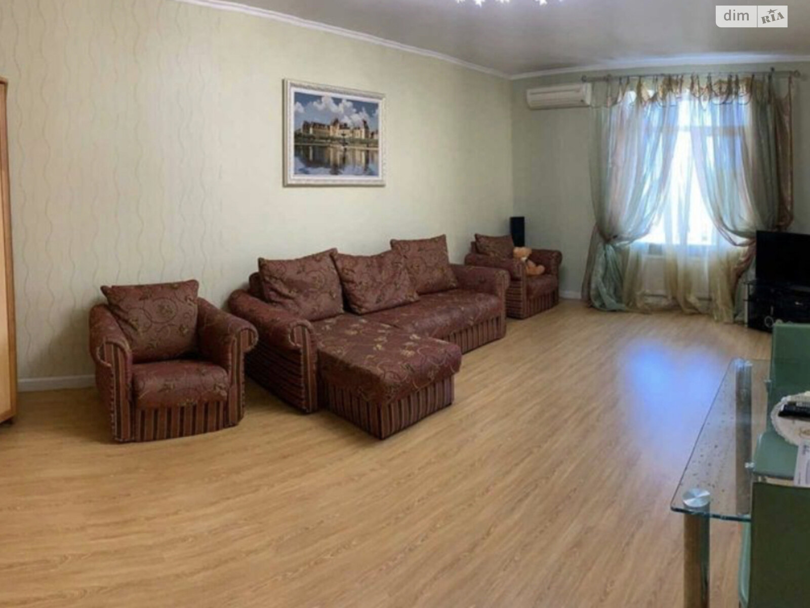 Продаж трикімнатної квартири в Чорноморську, на вул. Паркова, район Іллічівськ фото 1 Продаж трикімнатної квартири в Чорноморську, на вул. Паркова, район Іллічівськ фото 1