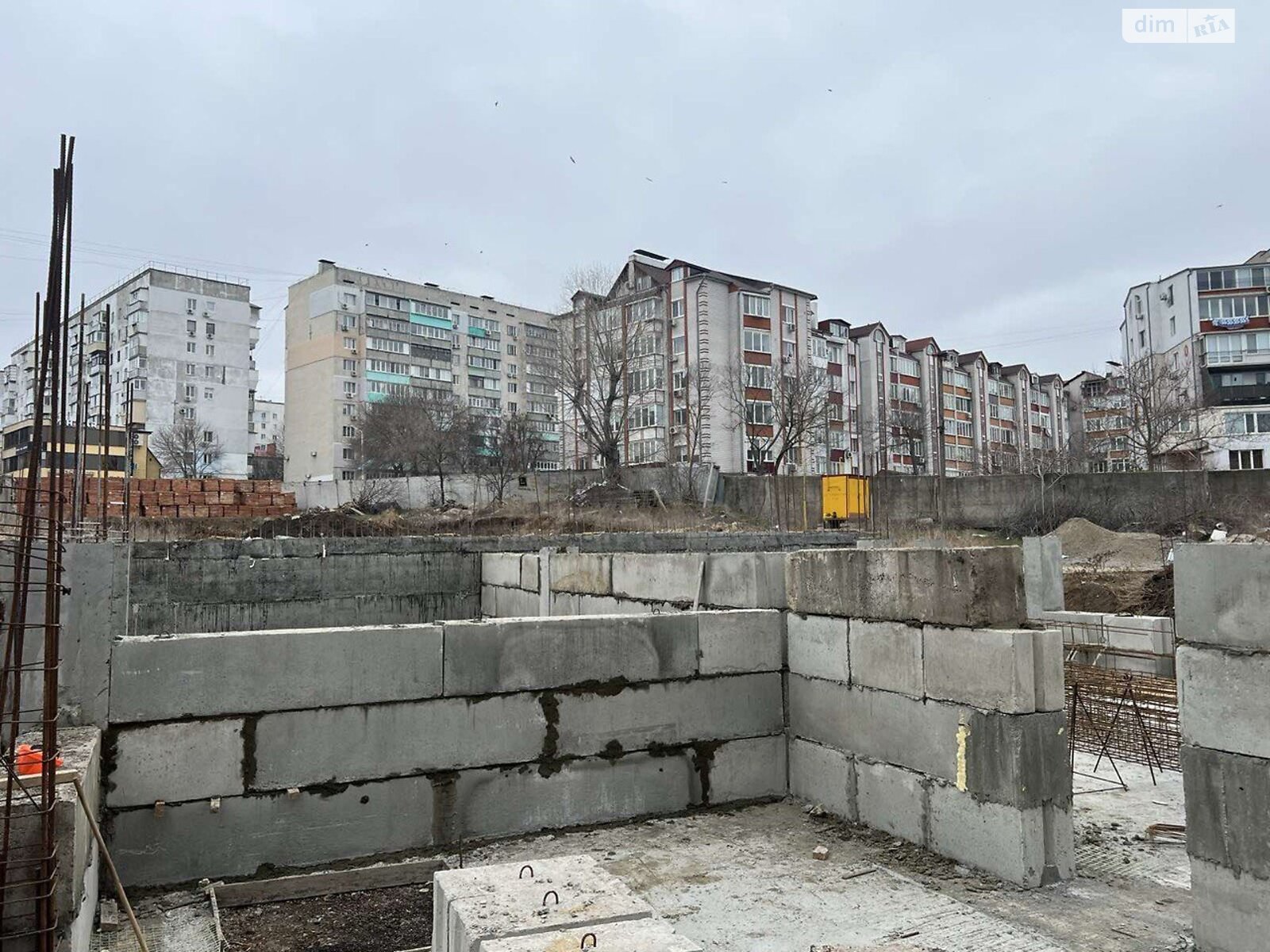 Продаж однокімнатної квартири в Чорноморську, на вул. Паркова 30, район Іллічівськ фото 1