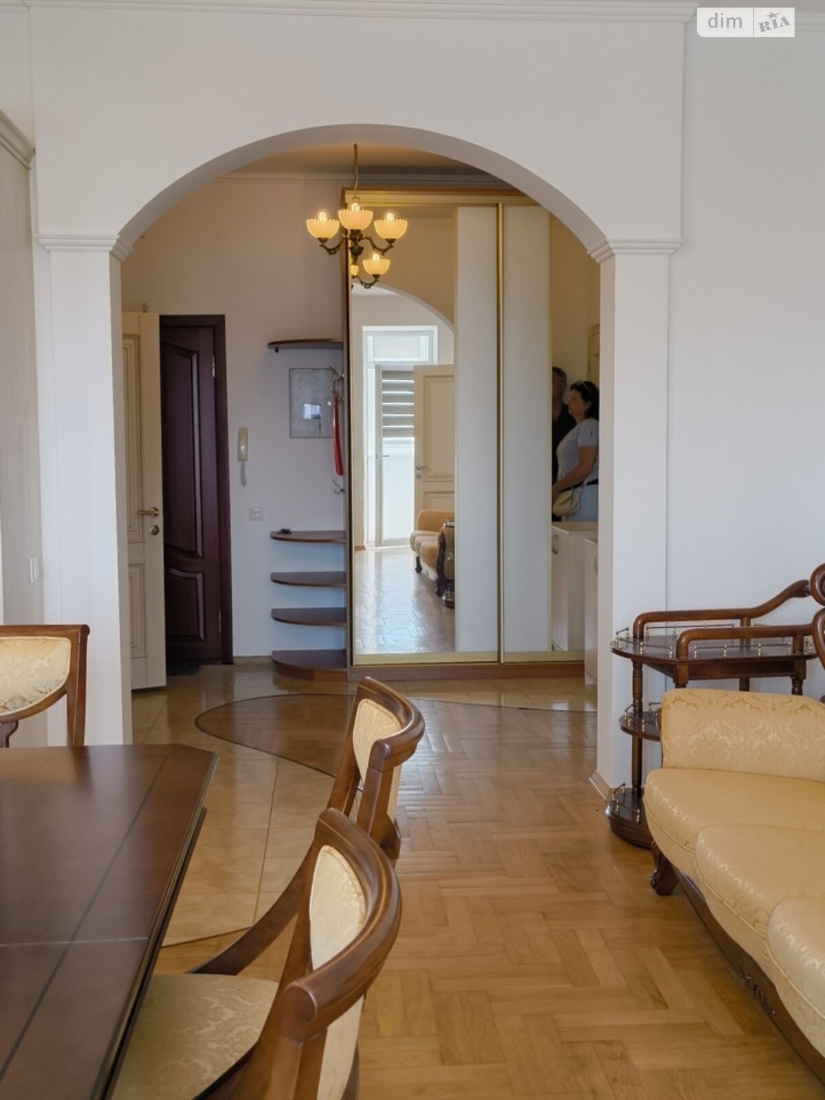 Продаж трикімнатної квартири в Чорноморську, на вул. Паркова, район Іллічівськ фото 1 Продаж трикімнатної квартири в Чорноморську, на вул. Паркова, район Іллічівськ фото 1