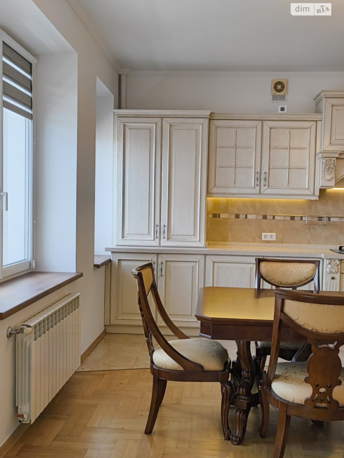 Продаж трикімнатної квартири в Чорноморську, на вул. Паркова, район Іллічівськ фото 1 Продаж трикімнатної квартири в Чорноморську, на вул. Паркова, район Іллічівськ фото 1