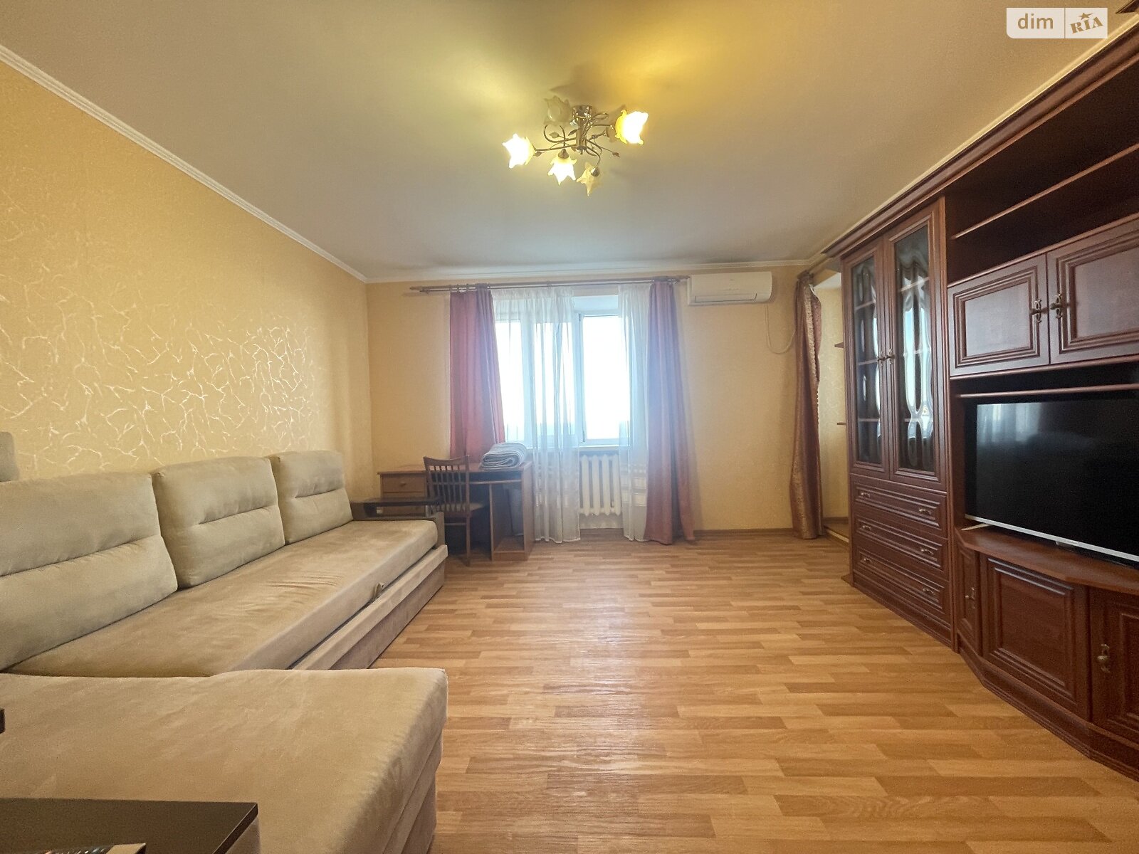 Продаж двокімнатної квартири в Чорноморську, на вул. Паркова, район undefined фото 1 Продаж двокімнатної квартири в Чорноморську, на вул. Паркова, район undefined фото 1