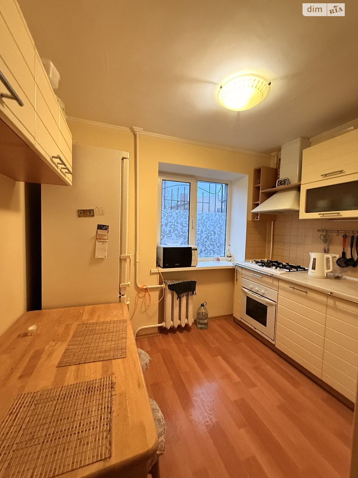 Продаж трикімнатної квартири в Чорноморську, на вул. Паркова, район Іллічівськ фото 1 Продаж трикімнатної квартири в Чорноморську, на вул. Паркова, район Іллічівськ фото 1