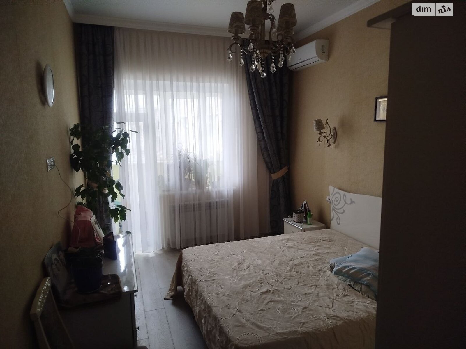 Продаж трикімнатної квартири в Чорноморську, на вул. Парусна, район Іллічівськ фото 1 Продаж трикімнатної квартири в Чорноморську, на вул. Парусна, район Іллічівськ фото 1