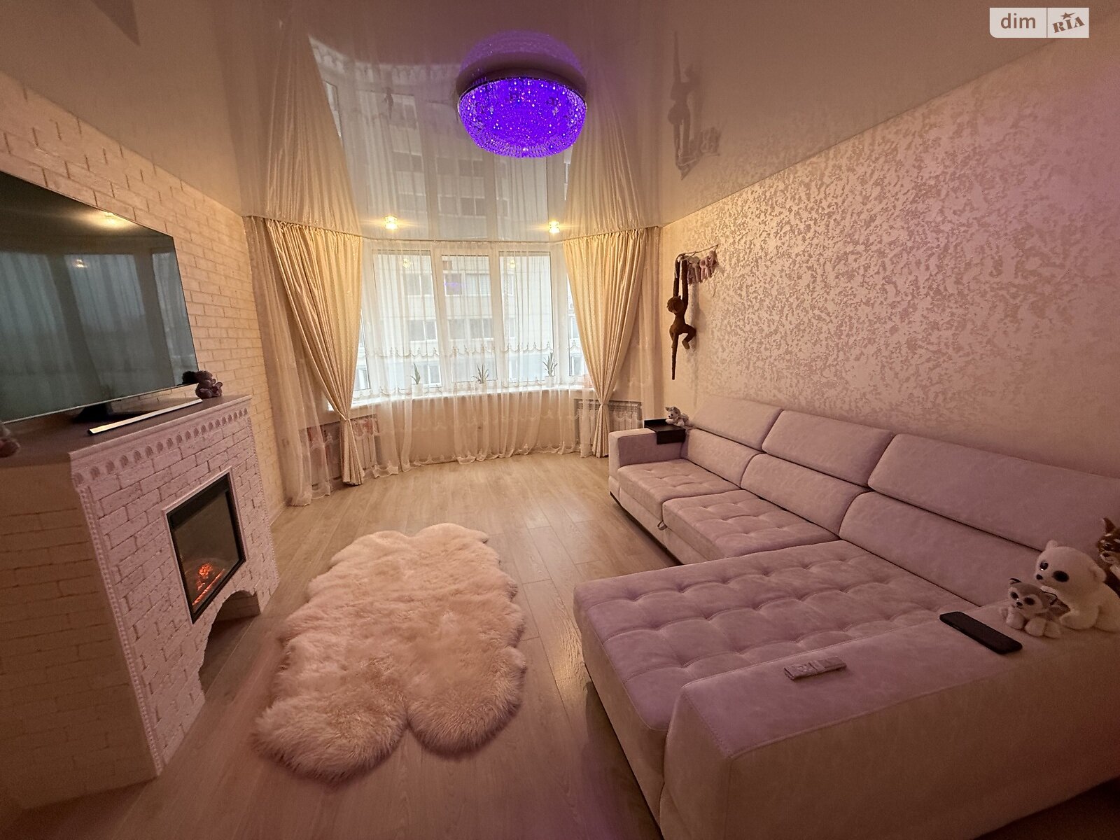 Продажа двухкомнатной квартиры в Черноморске, на ул. Парусная 20, кв. 51, район Ильичевск фото 1 Продажа двухкомнатной квартиры в Черноморске, на ул. Парусная 20, кв. 51, район Ильичевск фото 1