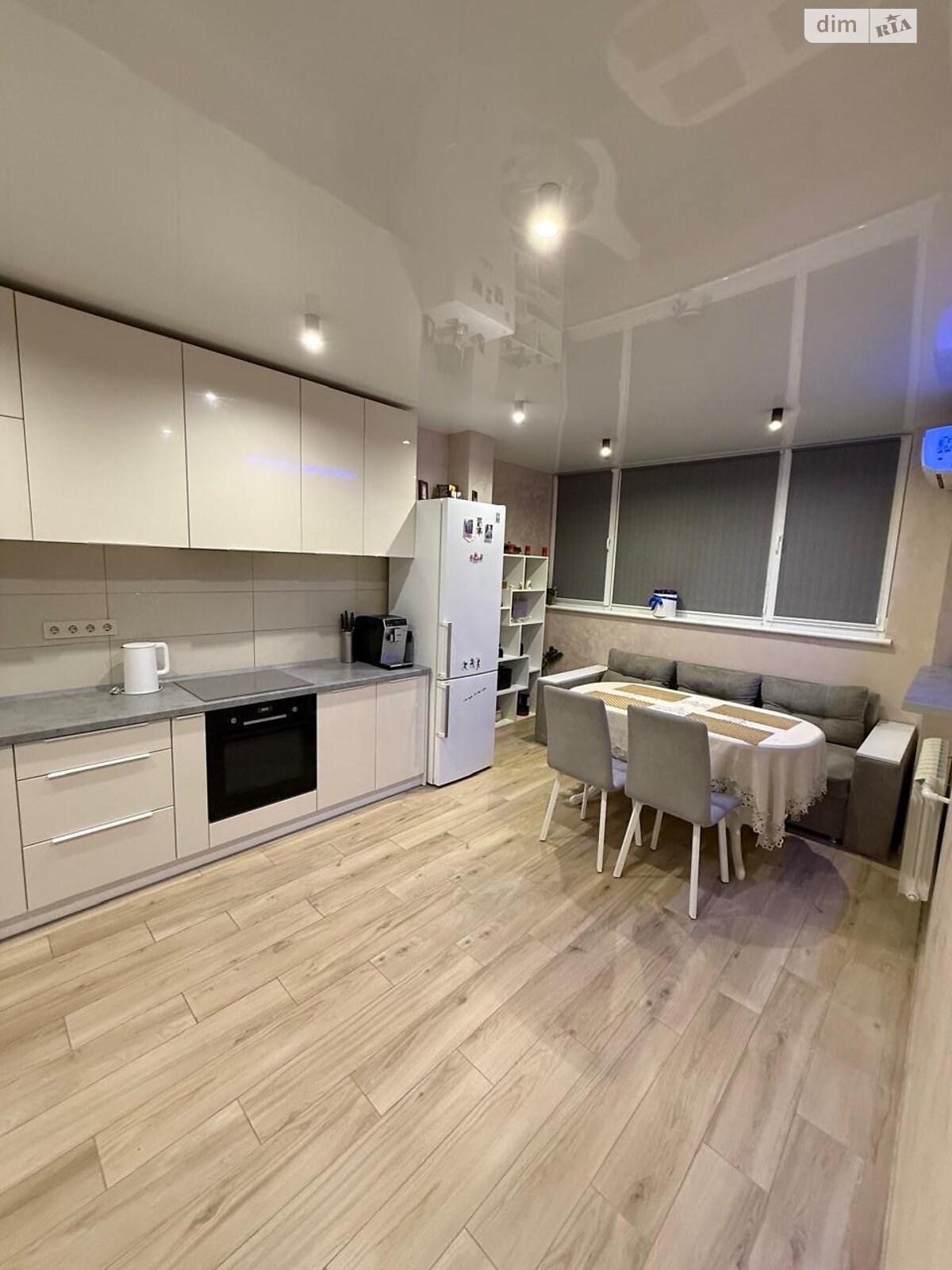 Продажа двухкомнатной квартиры в Черноморске, на ул. Парусная 20, кв. 51, район Ильичевск фото 1 Продажа двухкомнатной квартиры в Черноморске, на ул. Парусная 20, кв. 51, район Ильичевск фото 1