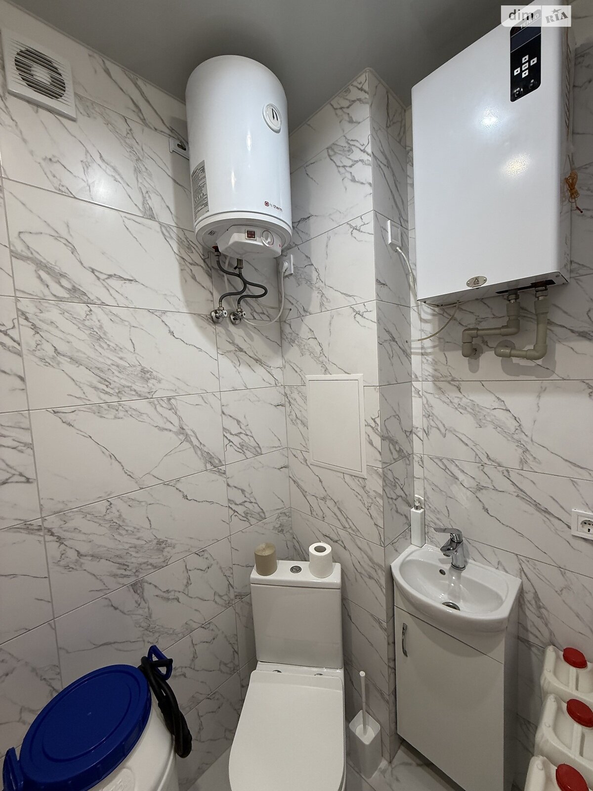 Продажа двухкомнатной квартиры в Черноморске, на ул. Парусная 20, кв. 51, район Ильичевск фото 1 Продажа двухкомнатной квартиры в Черноморске, на ул. Парусная 20, кв. 51, район Ильичевск фото 1