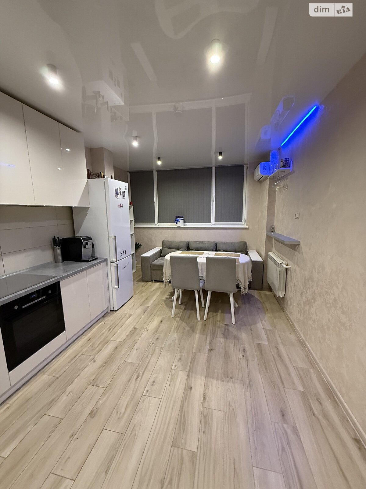 Продажа двухкомнатной квартиры в Черноморске, на ул. Парусная 20, кв. 51, район Ильичевск фото 1 Продажа двухкомнатной квартиры в Черноморске, на ул. Парусная 20, кв. 51, район Ильичевск фото 1